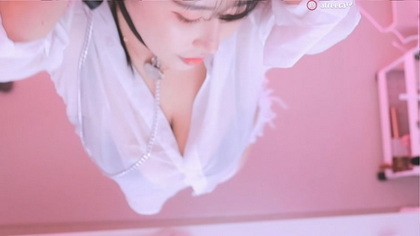 Experience the Hottest Asian Girl in a Steamy, Top-Rated Scene