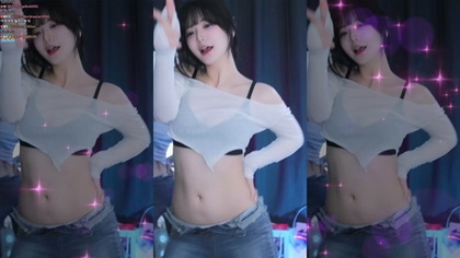 Discover the Hottest Asian Girlfriend in Exclusive Video - 2024