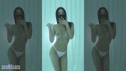 Experience the Hottest Asian Girl in Exclusive Video - Top Rated