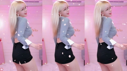 Hot Asian Girlfriend: Exclusive Video - Unforgettable Intimacy