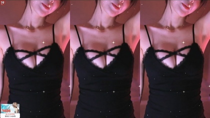 Discover the Hottest Asian Girlfriend in Exclusive Video - 2024