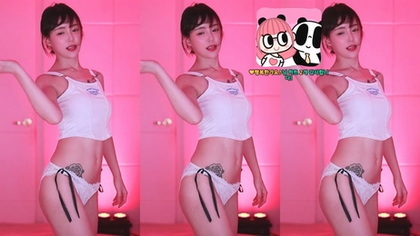 Discover the Hottest Asian Girlfriend in Exclusive Video - 2024