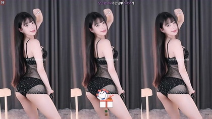 Discover the Hottest Asian Girl in Exclusive 2024 Video