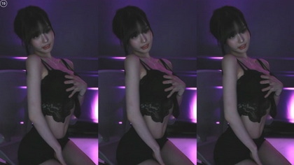 Experience the Hottest Mom Video of 2024 - Exclusive Scene
