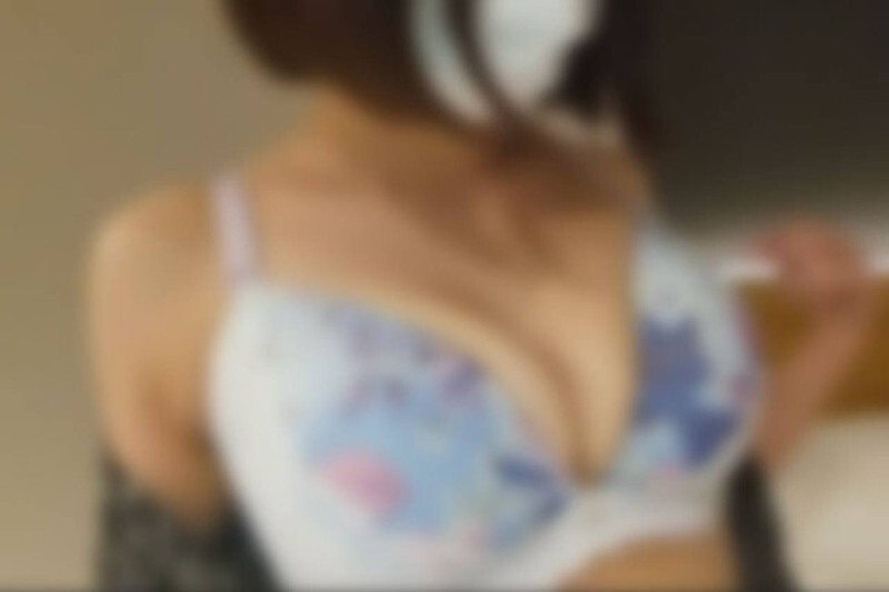 Amateur Creampie: Serious Cute Married Woman Gets Raw Cumshot