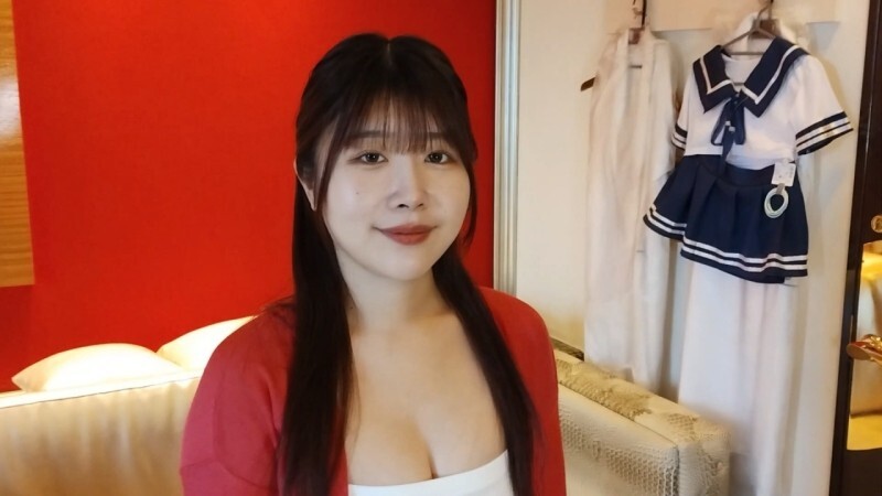 Office Lady's First Facial: Massive Blowjob & Double Peace Sign