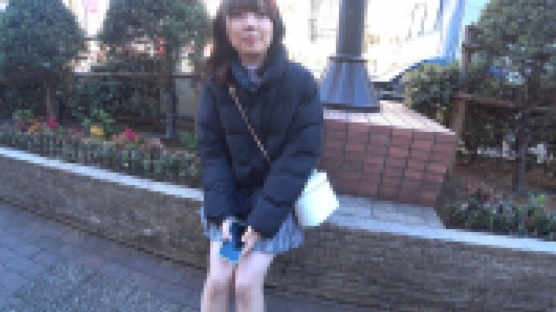 18-Year-Old Karin-chan's Dream: Aspiring Voice Actress in Her First Shoot