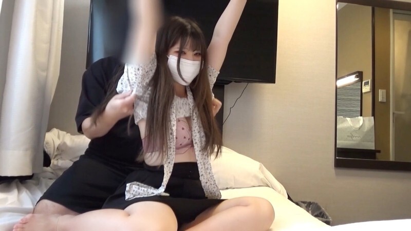18-Year-Old College Girl's First Idol Audition in Tokyo