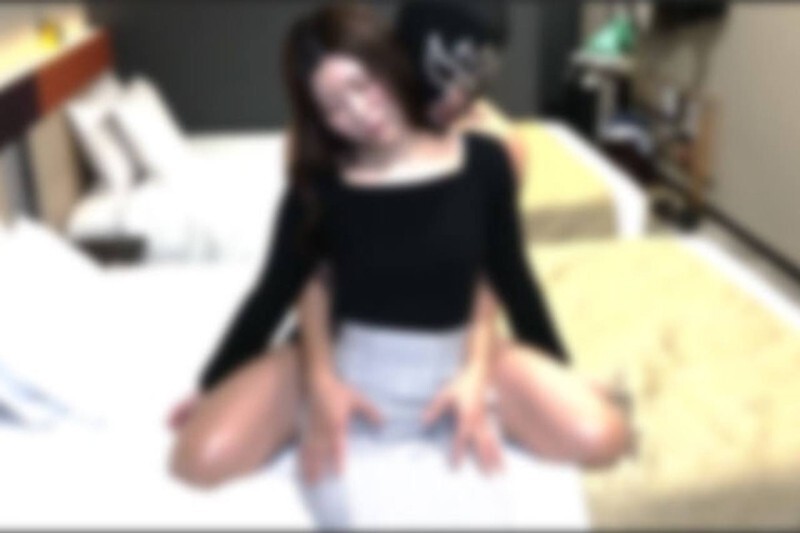 Forbidden Fruits: Married Woman's First-Time Creampie!