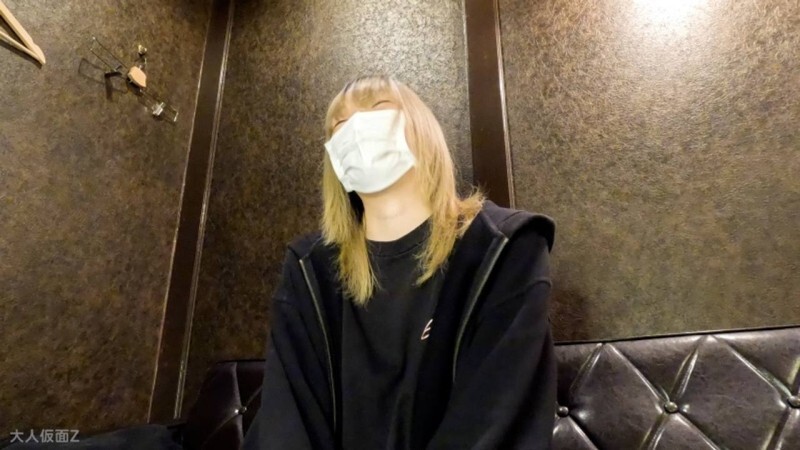 Amateur First Shoot: Asahi's Intimate 18-Year-Old Debut with Creampie, Shaving, and Anal