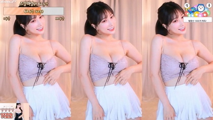 Eunyoung's Exclusive Private Striptease - A Must-See!
